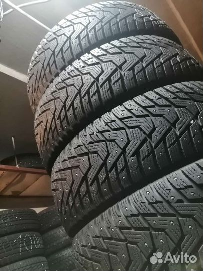 Hankook Winter I'Pike RS2 W429 215/65 R16