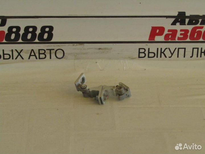 Петля двери передней правой. Vw Polo седан cfna