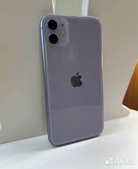 iPhone 11, 64 ГБ