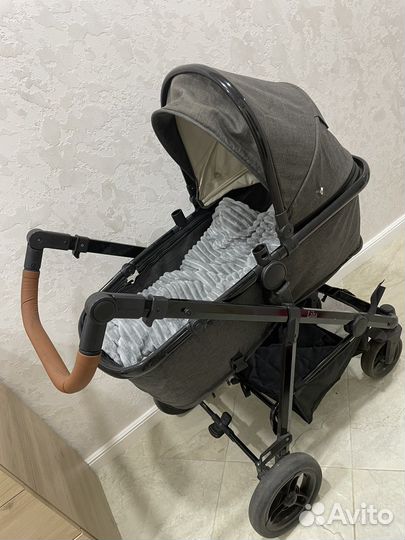 Коляска для новорожденных