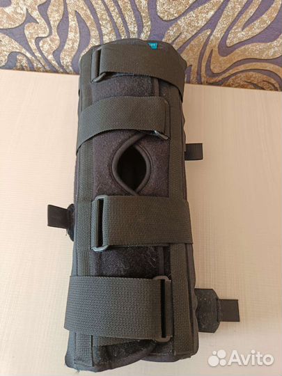 Ортез на коленный сустав