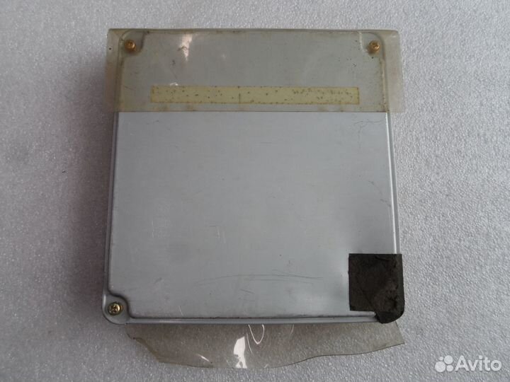 Блок управления двс Toyota