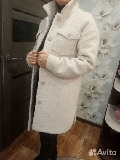 Пальто женское 44