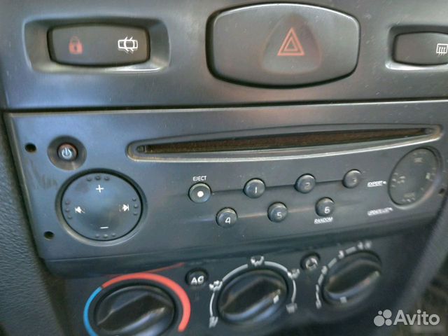 Как снять магнитолу рено логан 1 поколения Ошибка подушки безопасности Renault Symbol, 1,4 л, 2009 года своими руками DRI