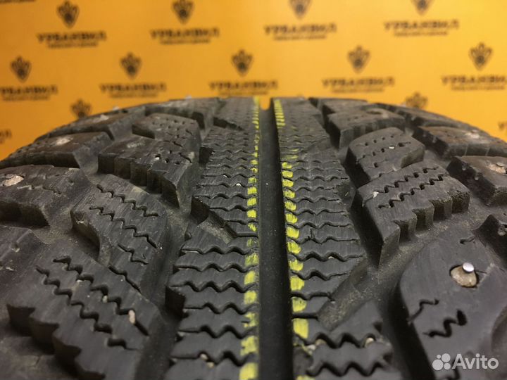 Kumho I'Zen RV Stud KC16 225/65 R17 106T