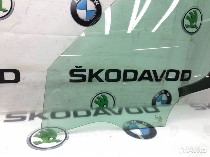 Стекло двери переднее левое Skoda Yeti 5L 2.0 cfhf