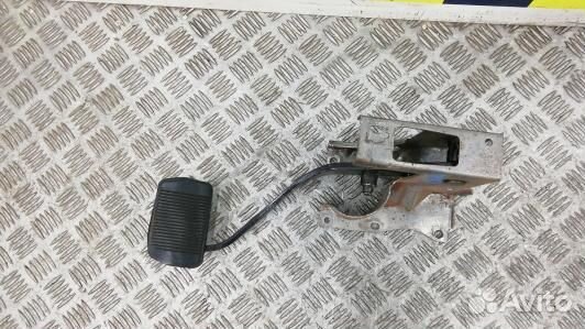 Педаль тормоза dodge journey (3MF01O201)