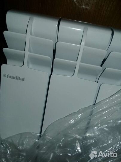 Биметаллический радиатор новый