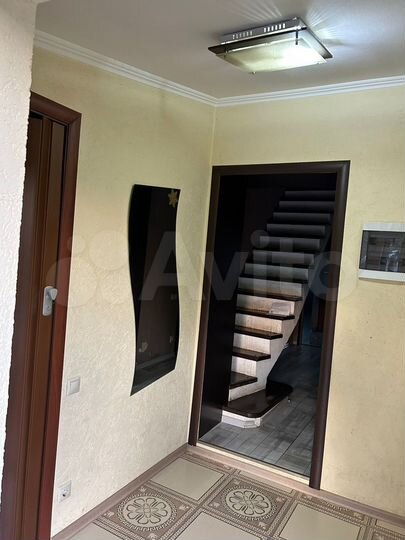 3-к. квартира, 74,7 м², 1/2 эт.