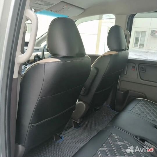 Чехлы Honda Freed Spike (3D ромб)