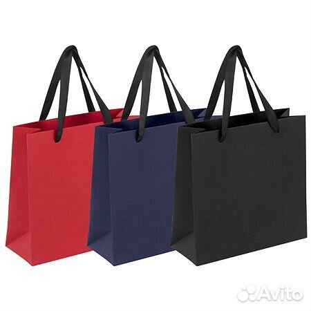 Три пакета вещей р.42-44