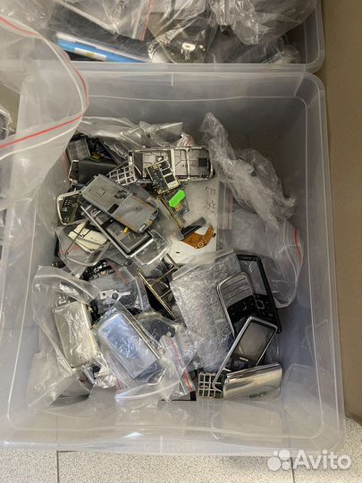 Запчасти на старые телефоны Nokia, Samsung и др