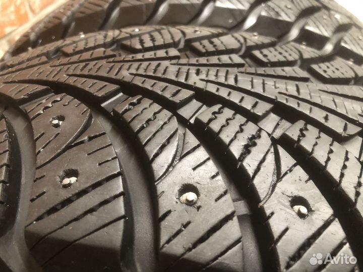 Sava Eskimo Stud 215/65 R16 98T