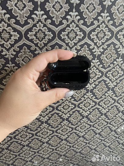 Чехол на airpods