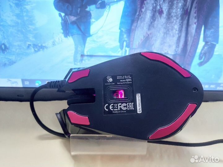 Игровая клавиатура и мышка