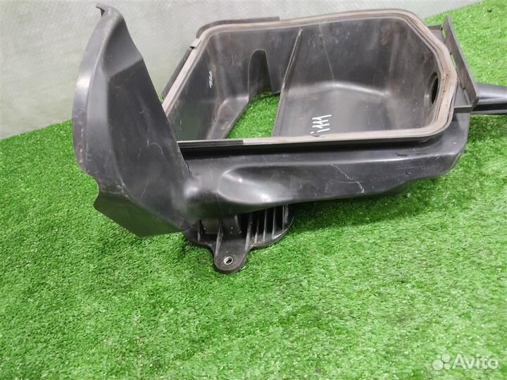 Воздухозаборник Mercedes Benz ML W164 2007