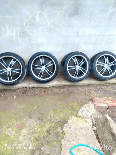 Accelera 651 275/40 R20 106W