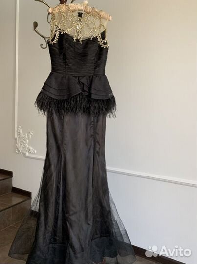 Вечернее платье