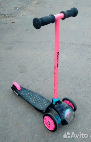Самокат детский трехколесный