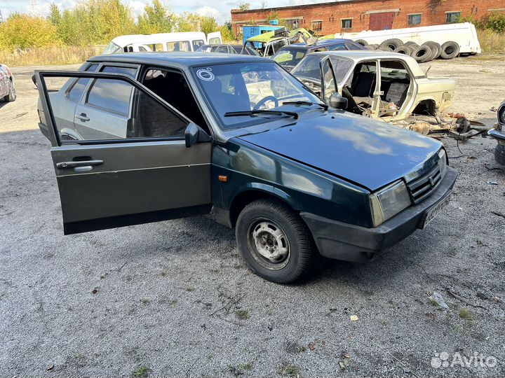 В разбор ваз 21099