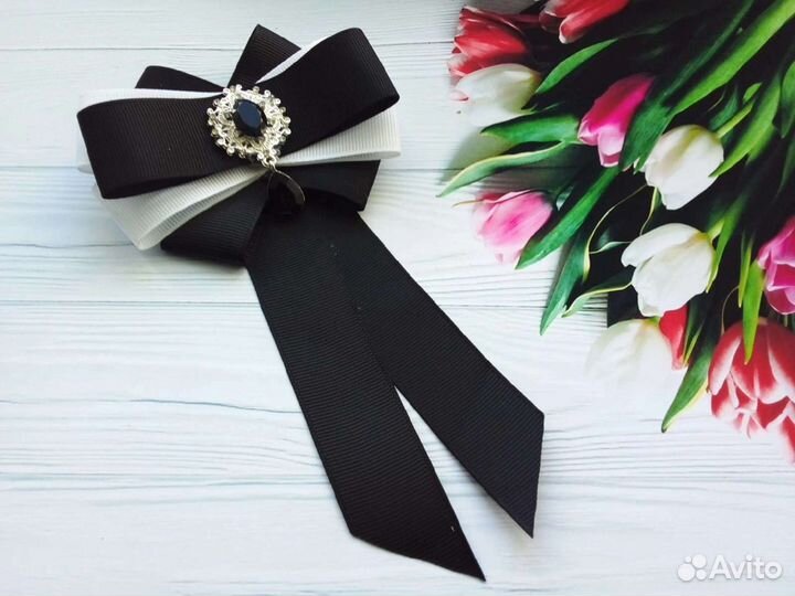 Галстук-брошь