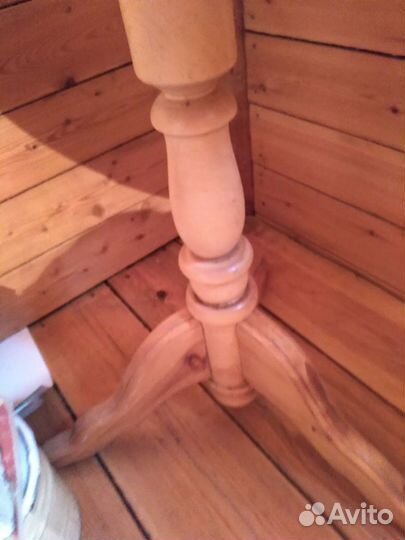 Столик якутский