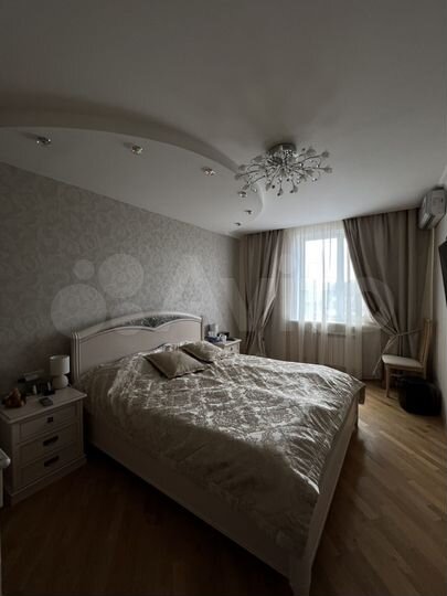 4-к. квартира, 120 м², 3/7 эт.
