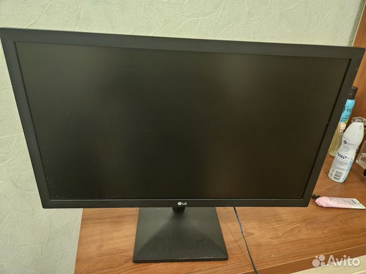 Монитор LG