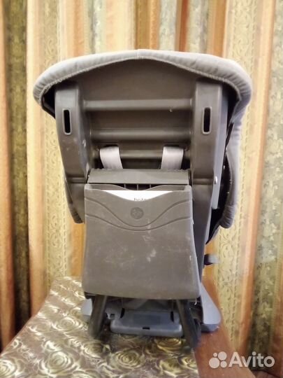 Автомобильное кресло britax romer