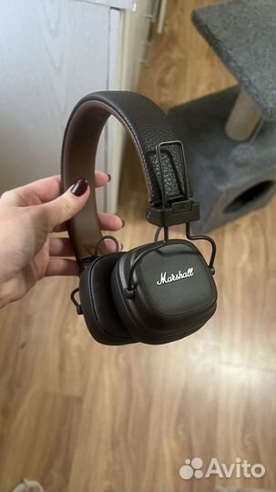 Беспроводные наушники marshall