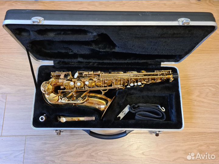 Саксофон Альт Prelude by Selmer (USA) AS 700