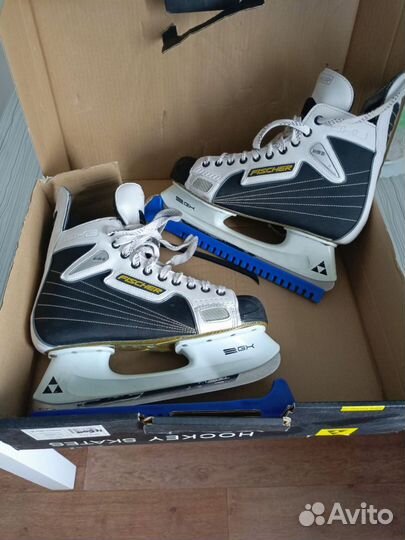 Коньки мужские 42 размер