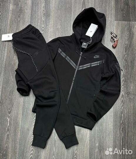 Тёплый спортивный костюм мужской Nike tech fleece