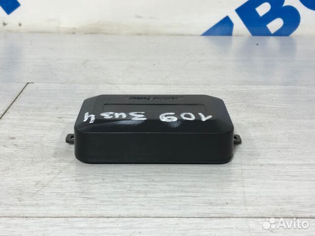 Парктроник LADA vesta 1.6 мт седан