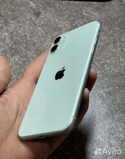 iPhone 11, 64 ГБ
