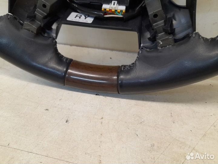 Руль Toyota Land Cruiser 200 2016-2021