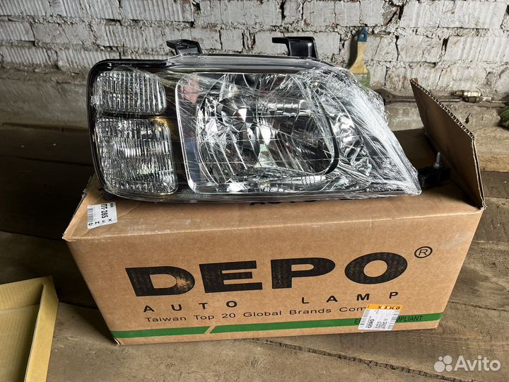 Фара правая хонда CR-V 1996-2002 новая