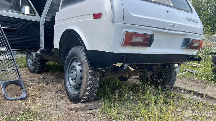 LADA 4x4 (Нива) 1.6 МТ, 1993, 99 999 км