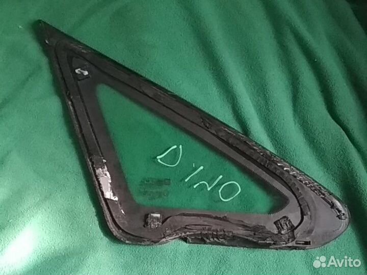 Форточка левая передняя астраj