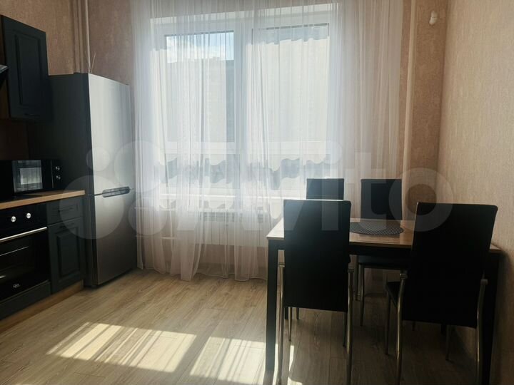 2-к. квартира, 60 м², 5/17 эт.