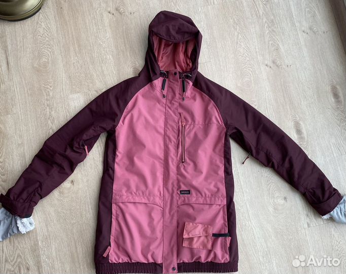 Куртка горнолыжная женская