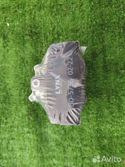 Колодки тормозные задние новые Nissan almera n16