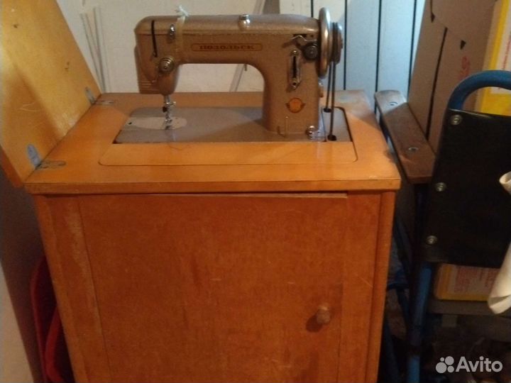 Швейная машина Подольск ножная