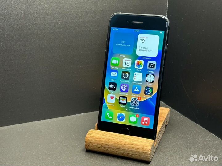 iPhone 8, 64 ГБ
