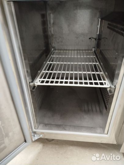 Морозильный стол