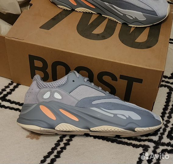 Adidas yeezy boost 700 inertia