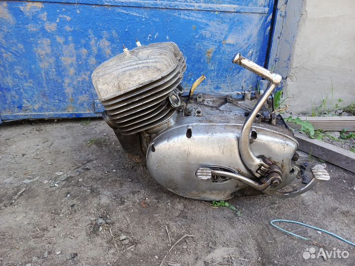 Двигатель на мотоцикл иж Юпитер 3