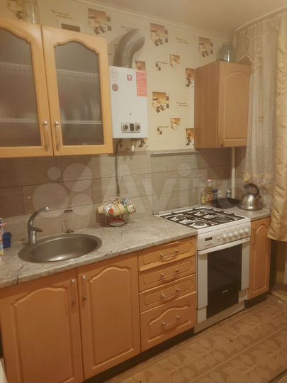 2-к. квартира, 42 м², 2/4 эт.