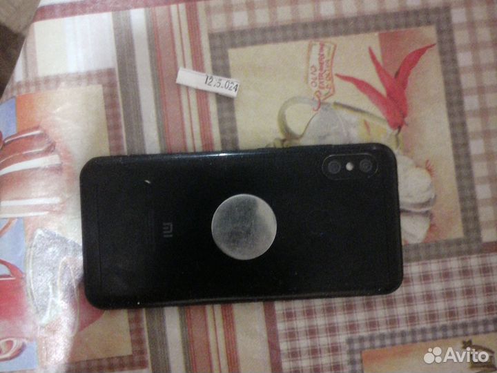 Xiaomi Mi A2 Lite Android One, 3/32 ГБ