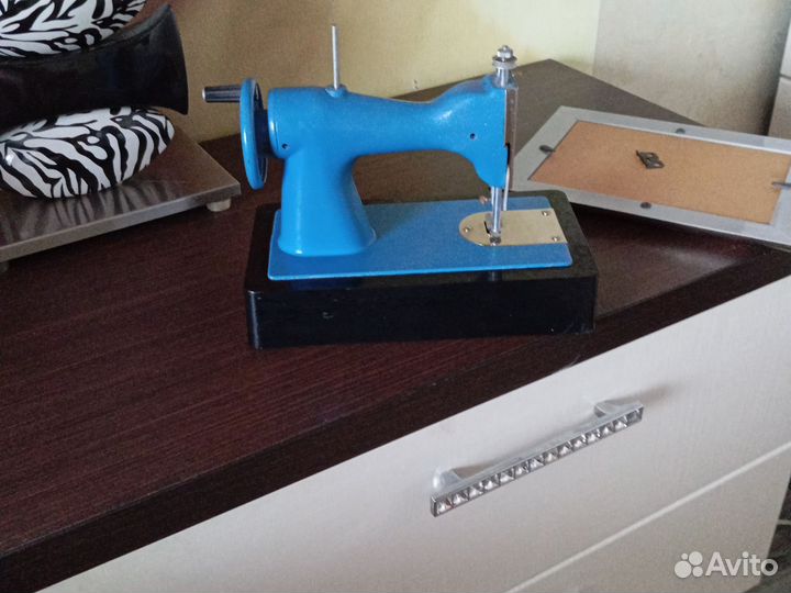Швейная машинка